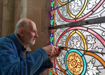 Symbolique du vitrail depuis les origines avec le maître verrier Pascal Bouchard